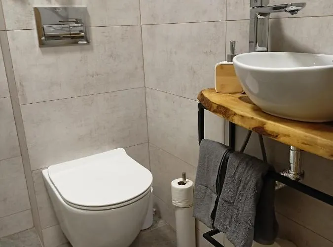 Apartment Szum Lomnicy *