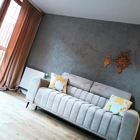 Szum łomnicy Apartment *